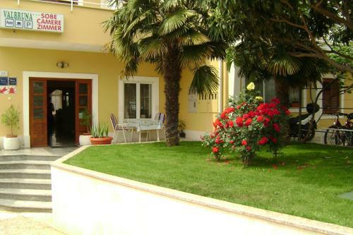 Hostal Pansion Valbruna