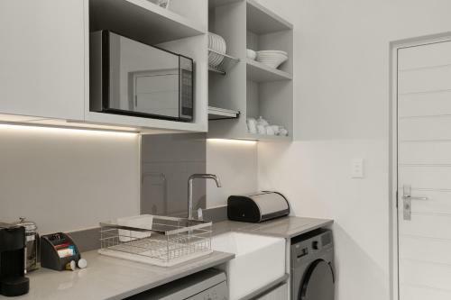 The Median Apartments