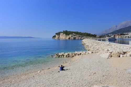Apartments With A Parking Space Makarska - 18324