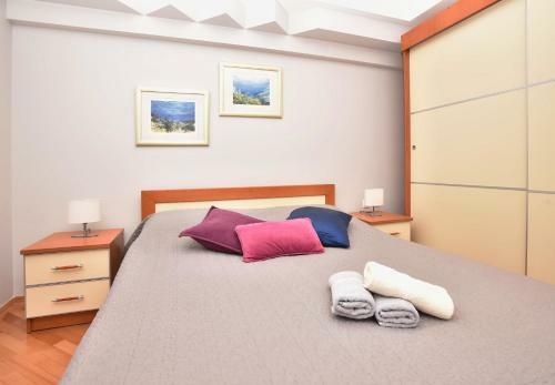 Apartments Romana