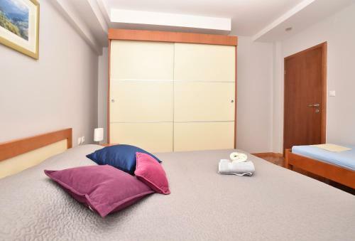 Apartments Romana