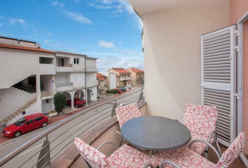 Apartments Romana