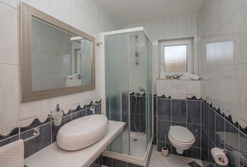 Apartments Romana