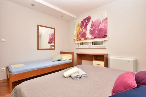 Apartments Romana