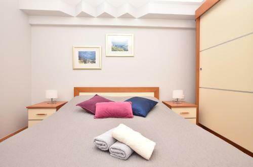 Apartments Romana