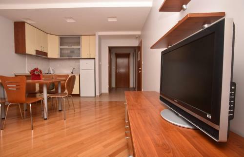 Apartments Romana