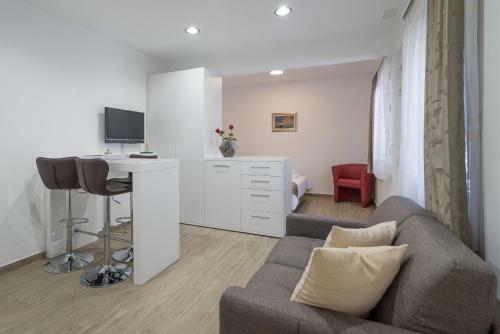 Apartamentos Drop In Split Luxury Suites