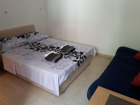 Hostal Guesthouse Maestral