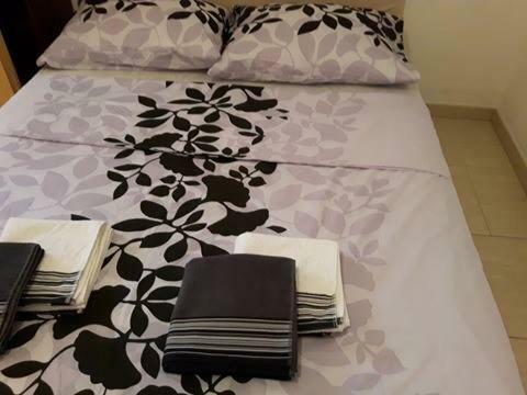 Hostal Guesthouse Maestral