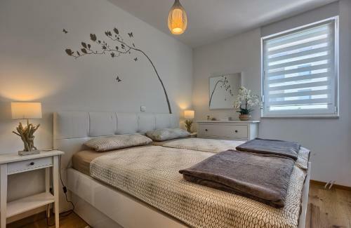 Seaside Apartments
