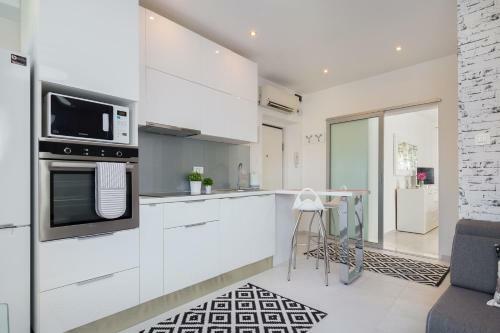 Old City Luxury Apartment Iris