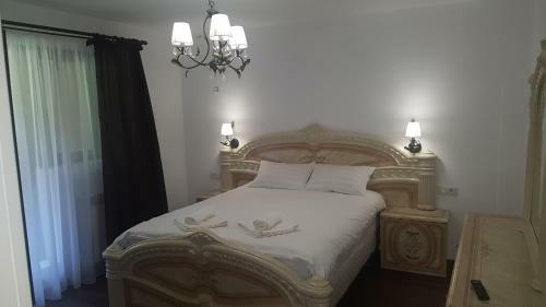 Hostal Pensiunea Regal