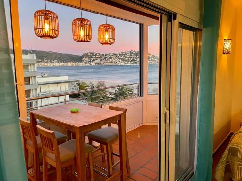 Apartamento Studio Roses Beach