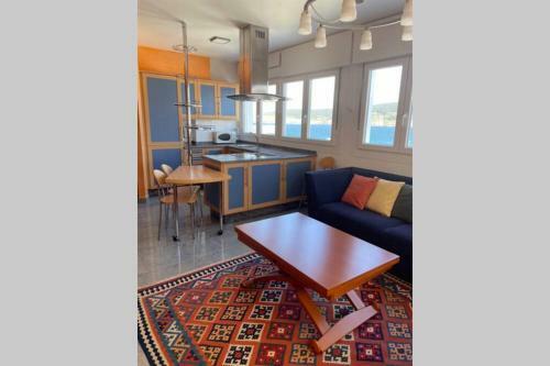 Apartamento En Primera Linea De Playa, Laxe
