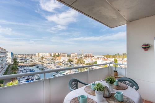 Apartamento Port Canigo Atico Empurialola
