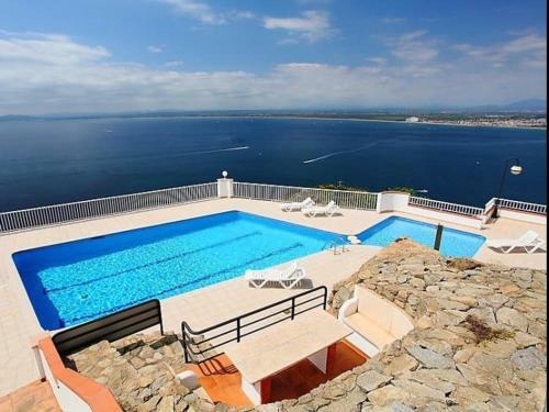 Apartamento Puig Rom 4b