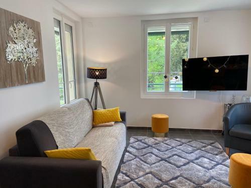 Apartamento L?�crin : Appartement Calme Et Confortable