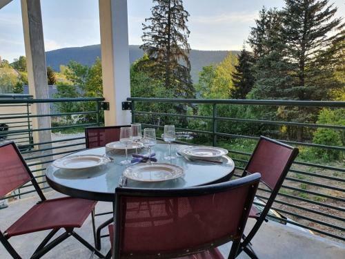 Apartamento L?�crin : Appartement Calme Et Confortable