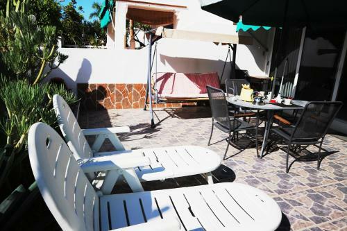 Sunny Villa Holiday Home