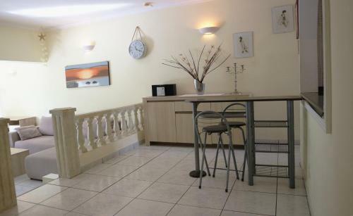 Sunny Villa Holiday Home