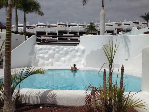 Apartment Luxury Complex With Sea View