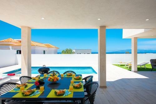Villa Shasya Costa Adeje