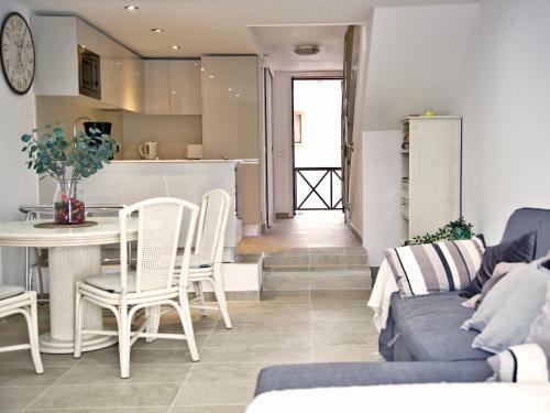 Bungalow 2 Min Walk To Beach - Private Solarium