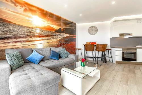 Ocean Garden Apartment With Seaview.