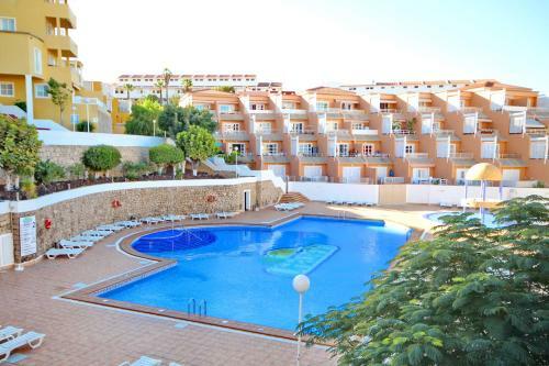 Modern Apartment In Complex With Pool In Costa Adeje