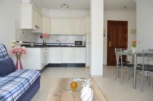 Apartamento Con Piscina Y Wifi En La Caleta