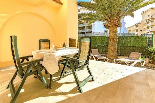 Mareverde Holidays Apartments, Playa De Fa�abe