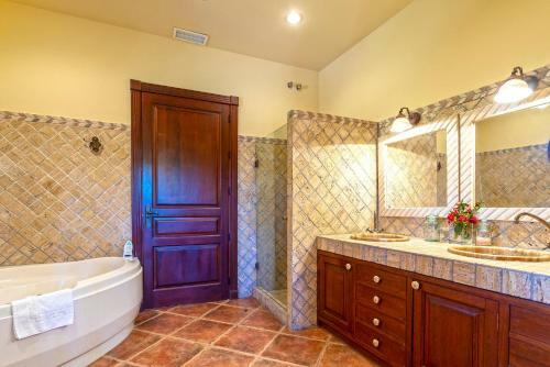 Villa Casa Flores Con Piscina Interior Climatizada