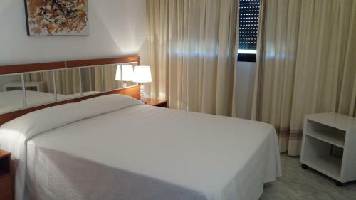 Apartamento Coblanca 27 - Playa De Poniente