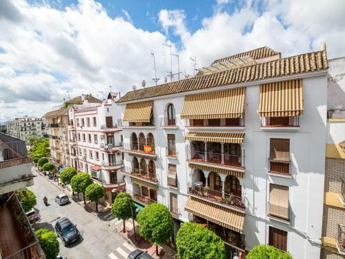 Hotel Oyo Apartamentos Santiago