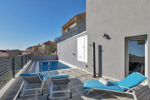 Apartment Lotte With Private Pool In The City Center!