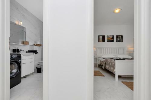 Apartment Lotte With Private Pool In The City Center!