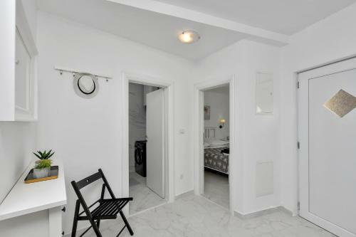 Apartment Lotte With Private Pool In The City Center!
