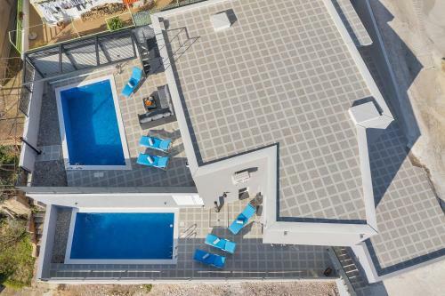 Apartment Lotte With Private Pool In The City Center!