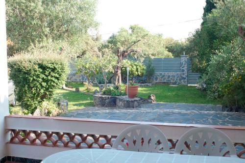 Apartamento Pie De Jard�n En Roses