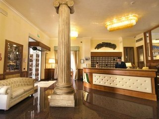 Hotel Athena