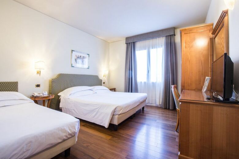 Hotel Plaza