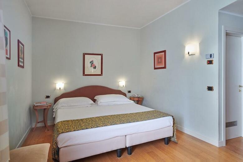 Hotel Plaza