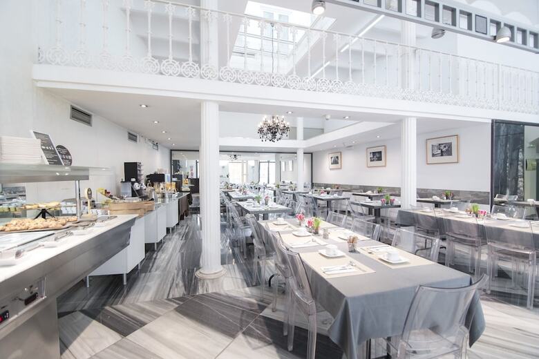 Hotel Petit Palace Plaza de La Reina