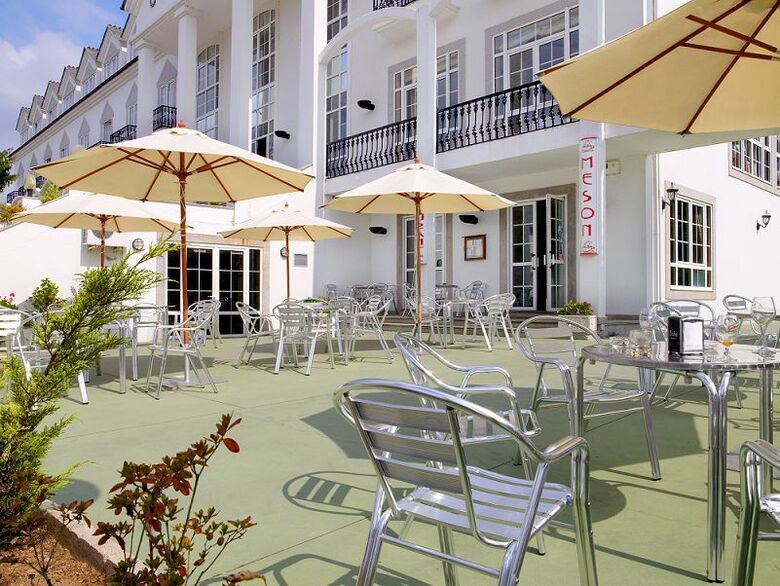 Hotel O Val Do Naseiro