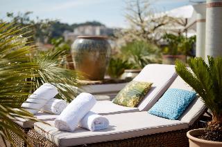 Hotel Elysee Palace