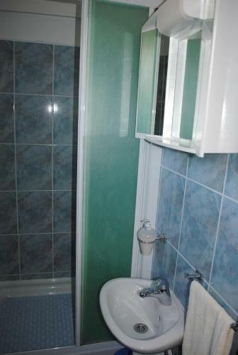 Apartments Kairos - Bili 9