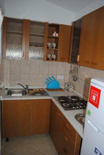 Apartments Kairos - Bili 9