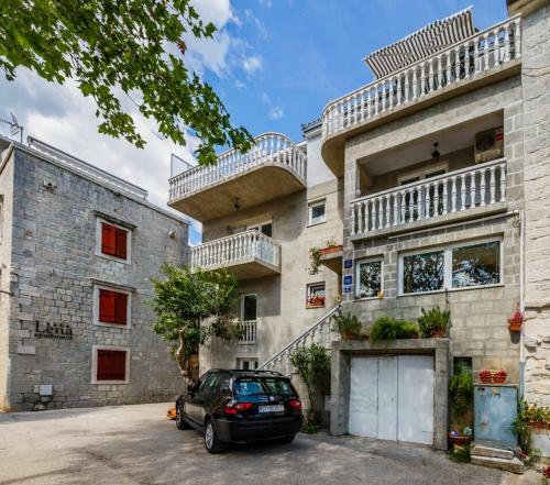 Hostal Maria Guest House