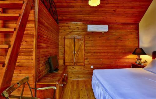 Tranquilla River Lodge