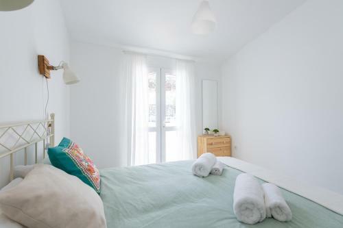 Ideal Getaway 2br Chalet - Private Terrace